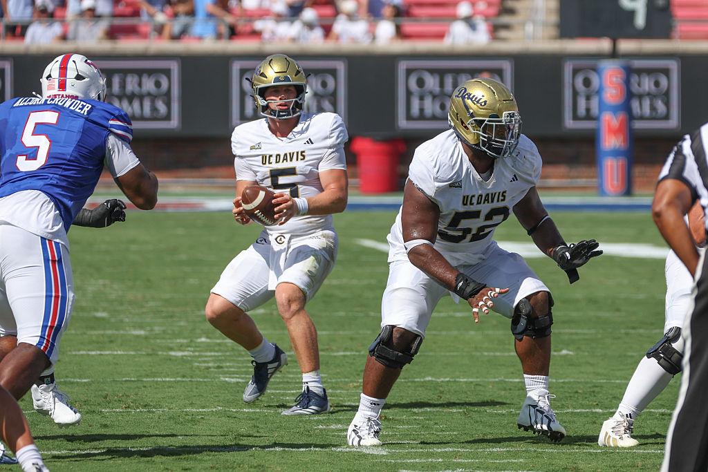 CBS Sacramento to Air UC Davis Football