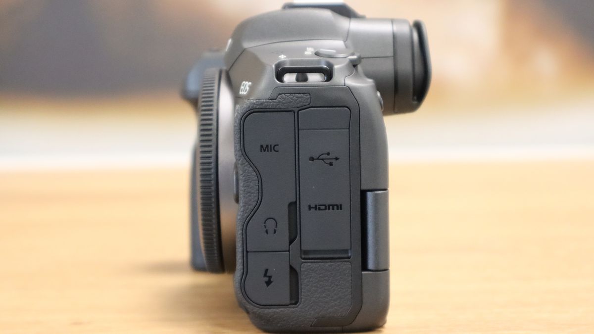 Canon EOS R5