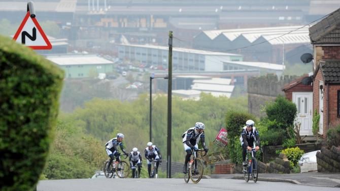 Giant-Shimano riders struggle on the steep incline