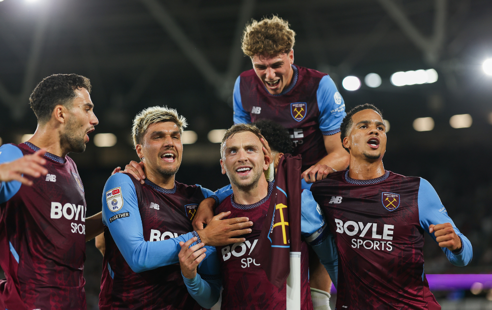 West Ham celebrate during their 4-2 win over Wolverhampton Wanderers