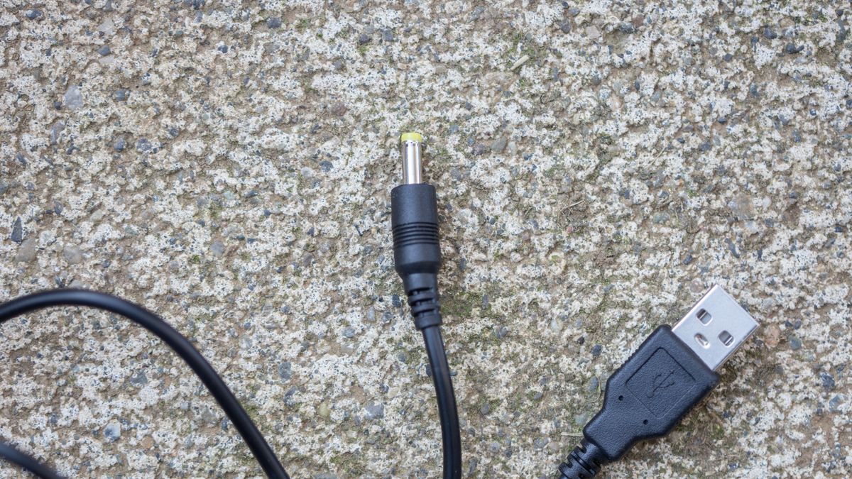 Exposure Strada Mk11 SB AKTiv USB to DC charging cable