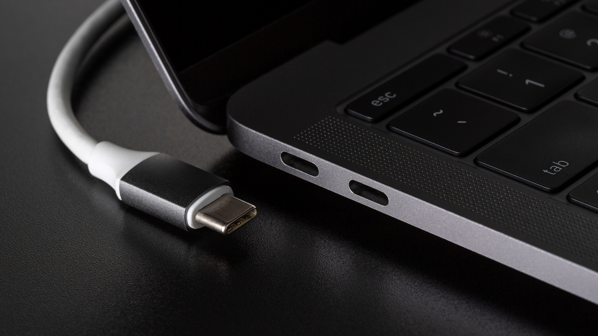 linse samlet set par How to connect a monitor to your laptop with a USB-C | ITPro