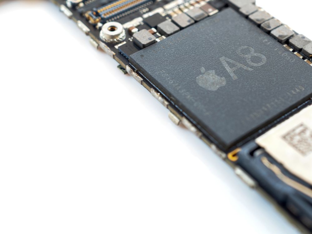 Apple's Lawsuit Against its Former Lead Chip Designer Is Moving Forward ...