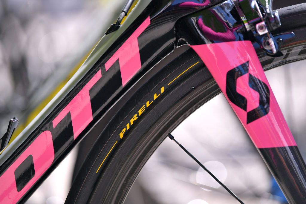 Pirelli tyres on Annemiek van Vleuten's Scott Foil RC