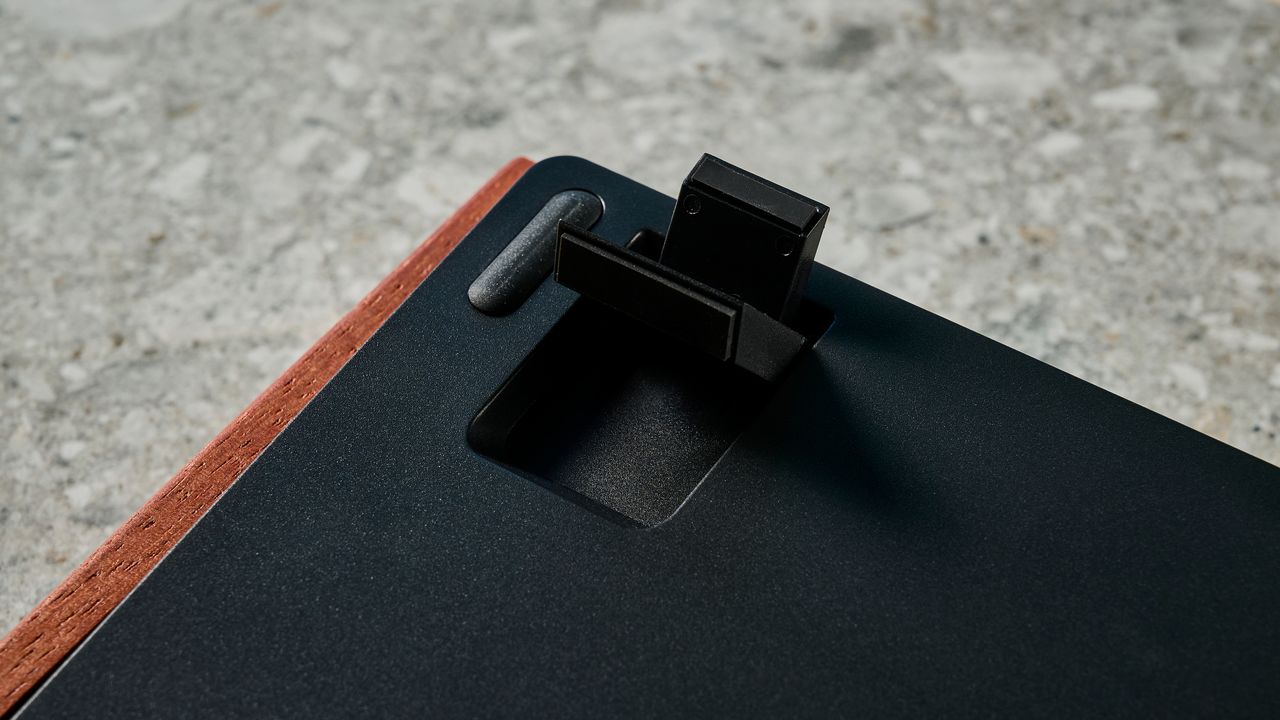 The Keychron K2 HE keyboard in black and wood effect