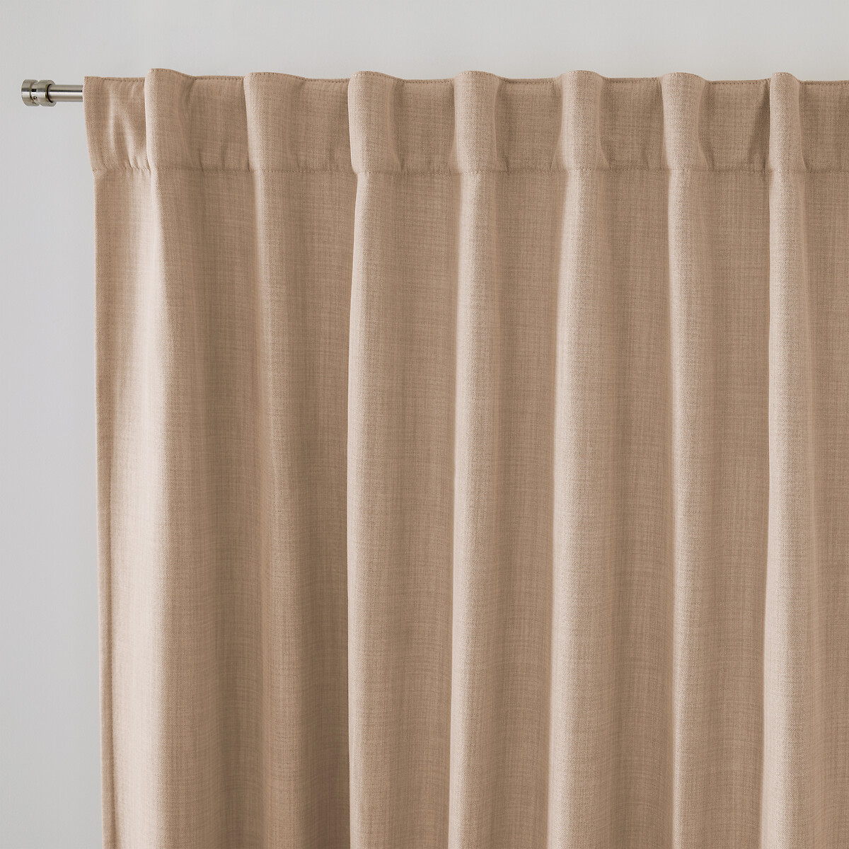 Exurie Thermal Curtain With Large Width