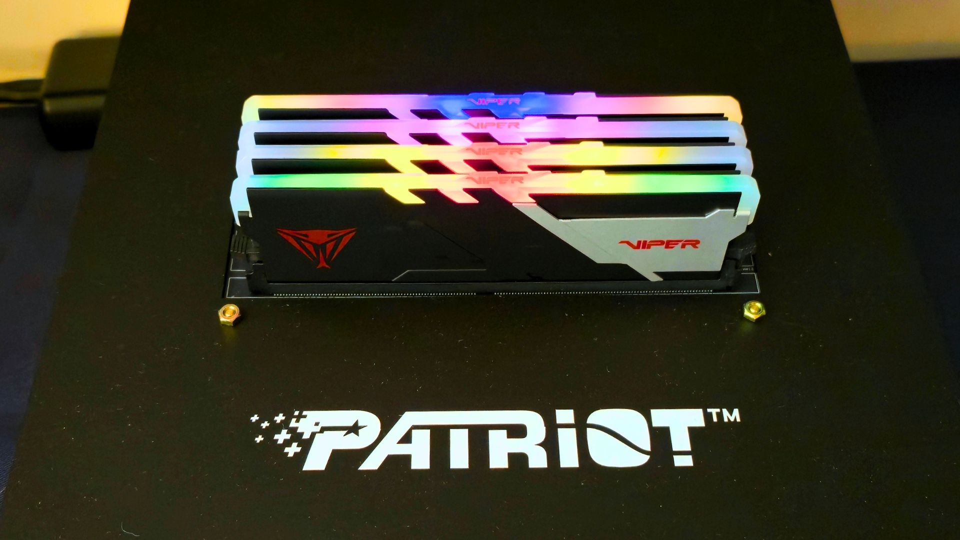 tomshardware.com - Jowi Morales - Patriot shows off opulent Viper Xtreme 5 Aurum RAM kit with flashy finish as prices surge throughout industry - company also showcases new SSDs and MicroSD Express card for Switch 2