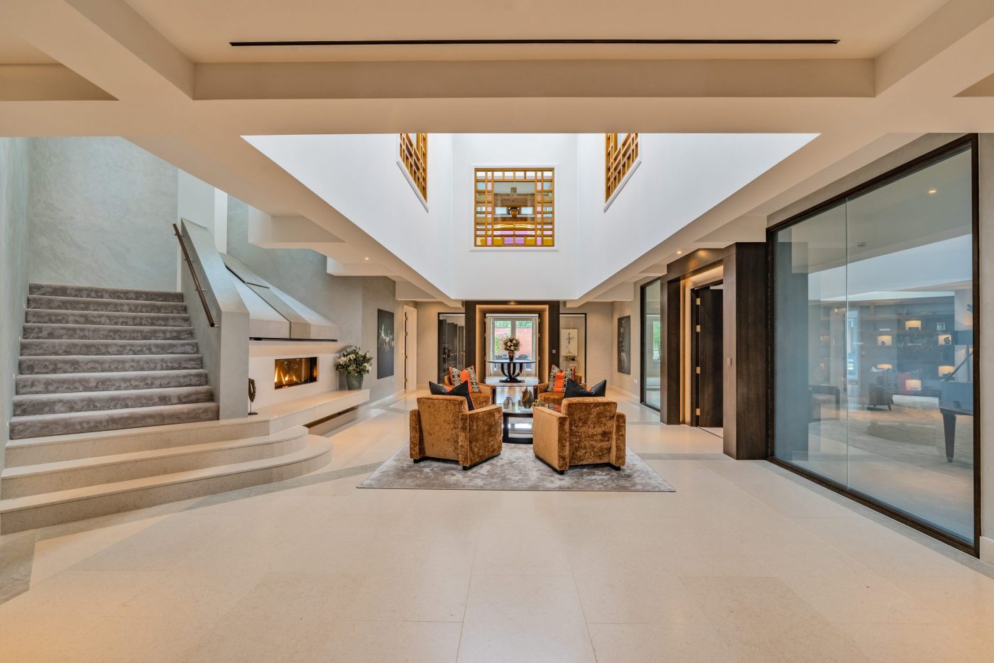 8480790-interior40-scaled-e1636028319173.jpg