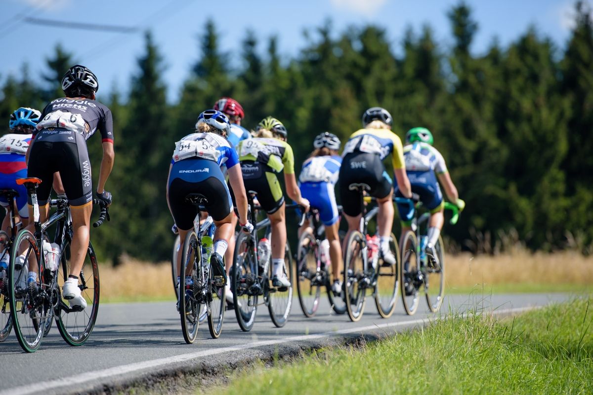 The longest climb comes to an end at Th&Atilde;&frac14;ringen Rundfarht