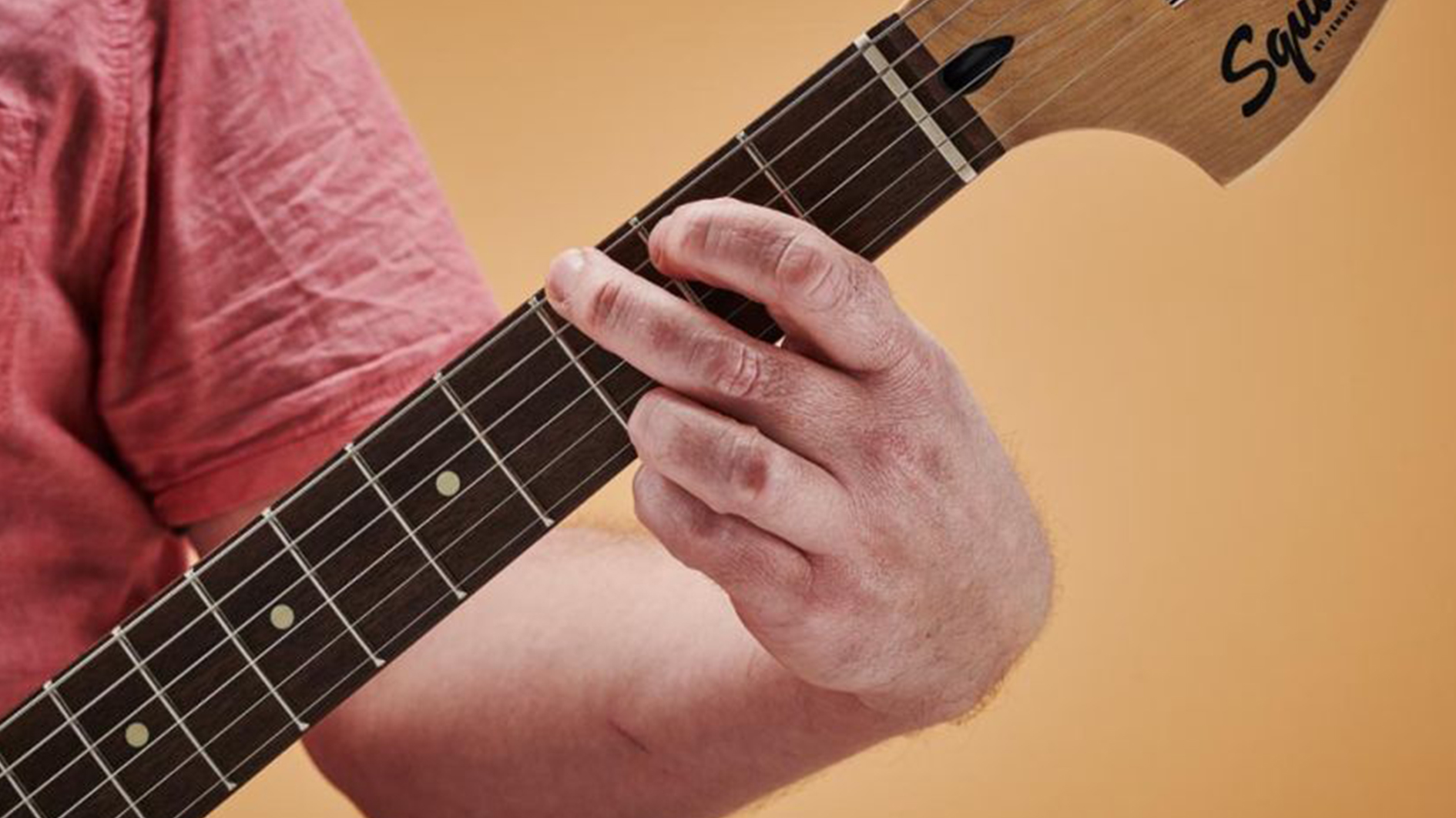 How to play the G chord on guitar