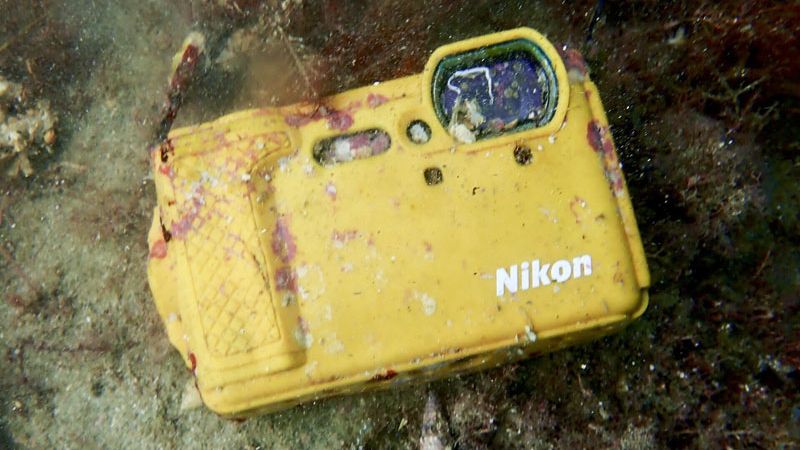 Nikon Coolpix W300 lost at sea