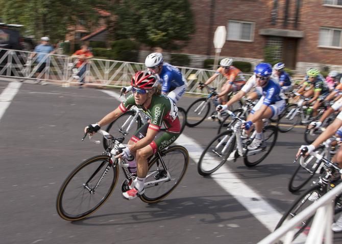 Colavita-Fine Cooking dives into turn one