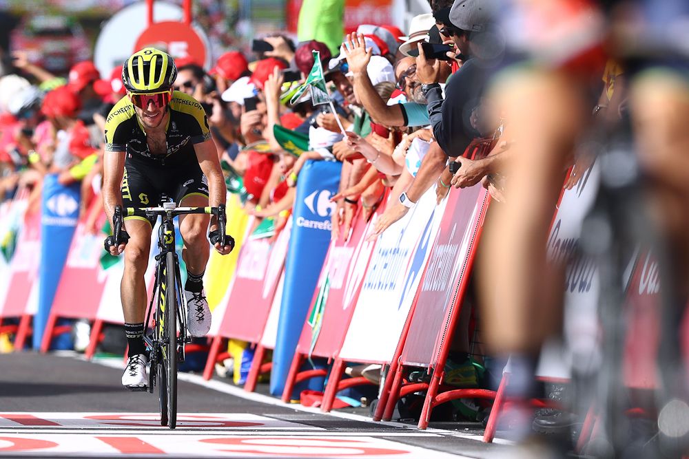 Simon Yates rides into the overall race lead during stage 9 at the Vuelta
