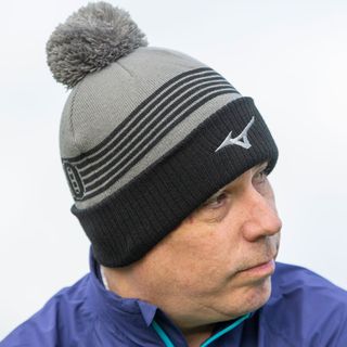 Mizuno Breath Thermo Pom Beanie