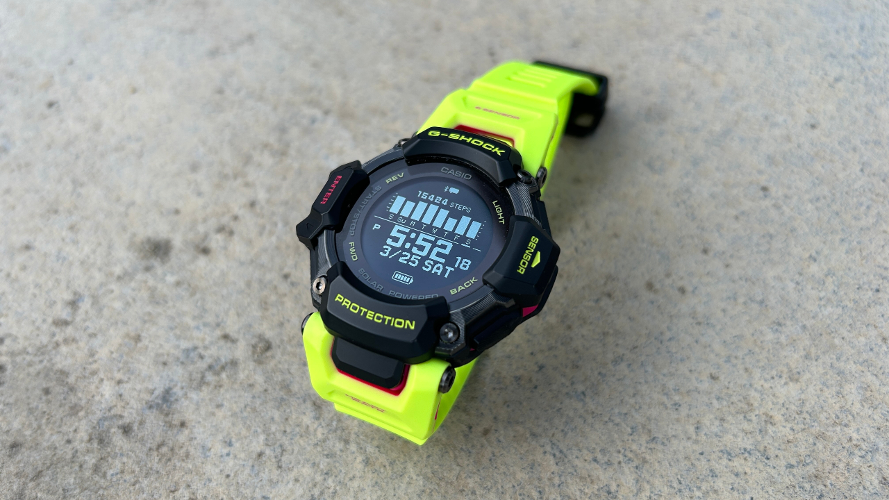 Casio G-Shock Move GBD-H2000 Hybrid Smartwatch Activity Tracker Watch  Review 