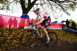 HULST NETHERLANDS NOVEMBER 27 Fem Van Empel of The Netherlands and Team Pauwels Sauzen Bingoal competes during the 7th UCI Cyclocross World Cup Hulst 2022 Womens Elite CXWorldCup on November 27 2022 in Hulst Netherlands Photo by Luc ClaessenGetty Images