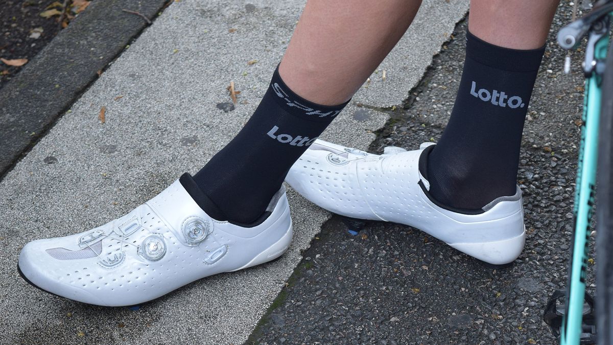 We haven't seen Shimano's S-Phyre shoes with a white heel cup before