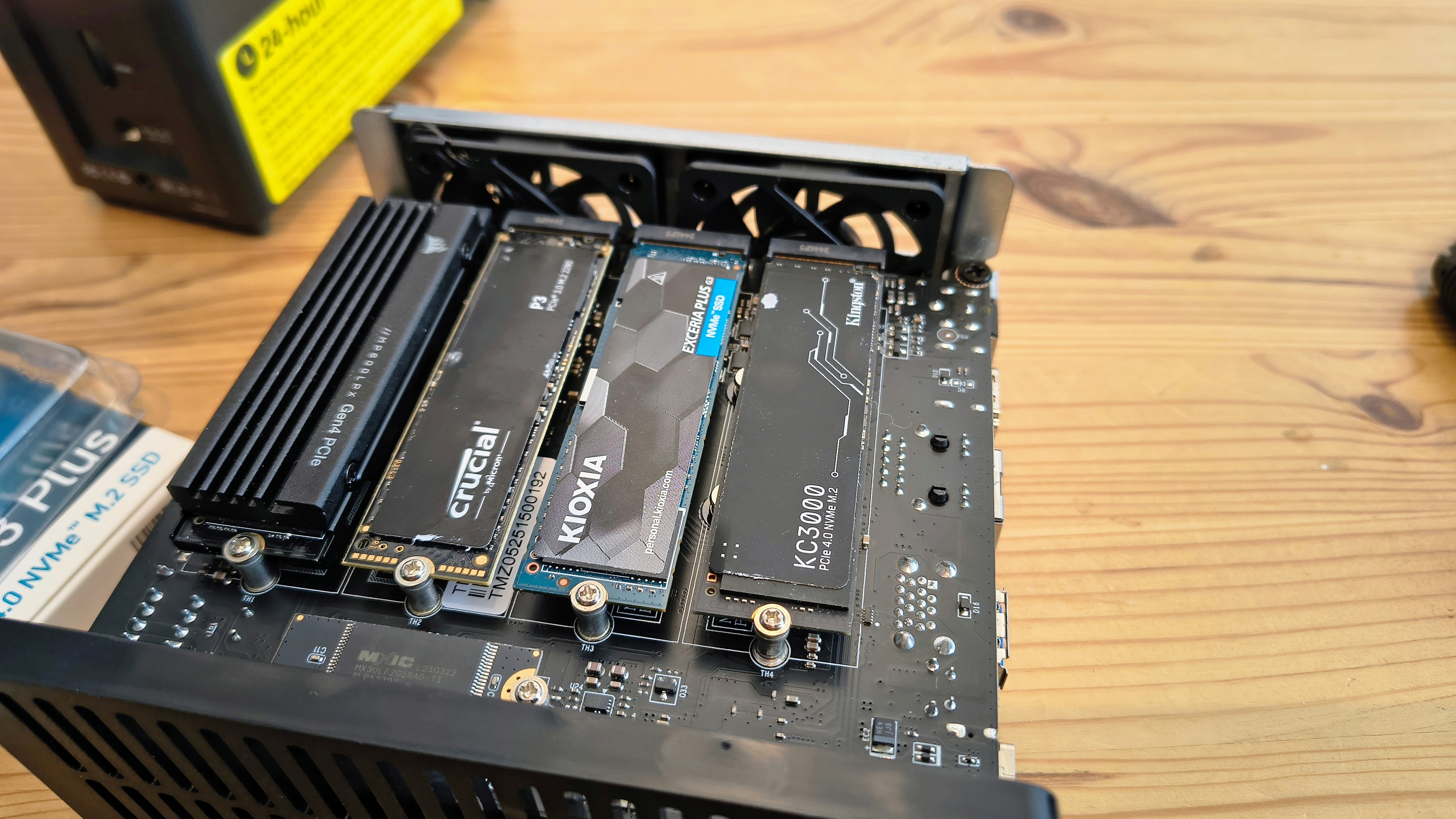 TerraMaster F4 SSD NAS