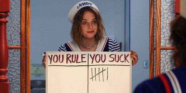 stranger things season 3 robin scoops ahoy maya hawke netflix