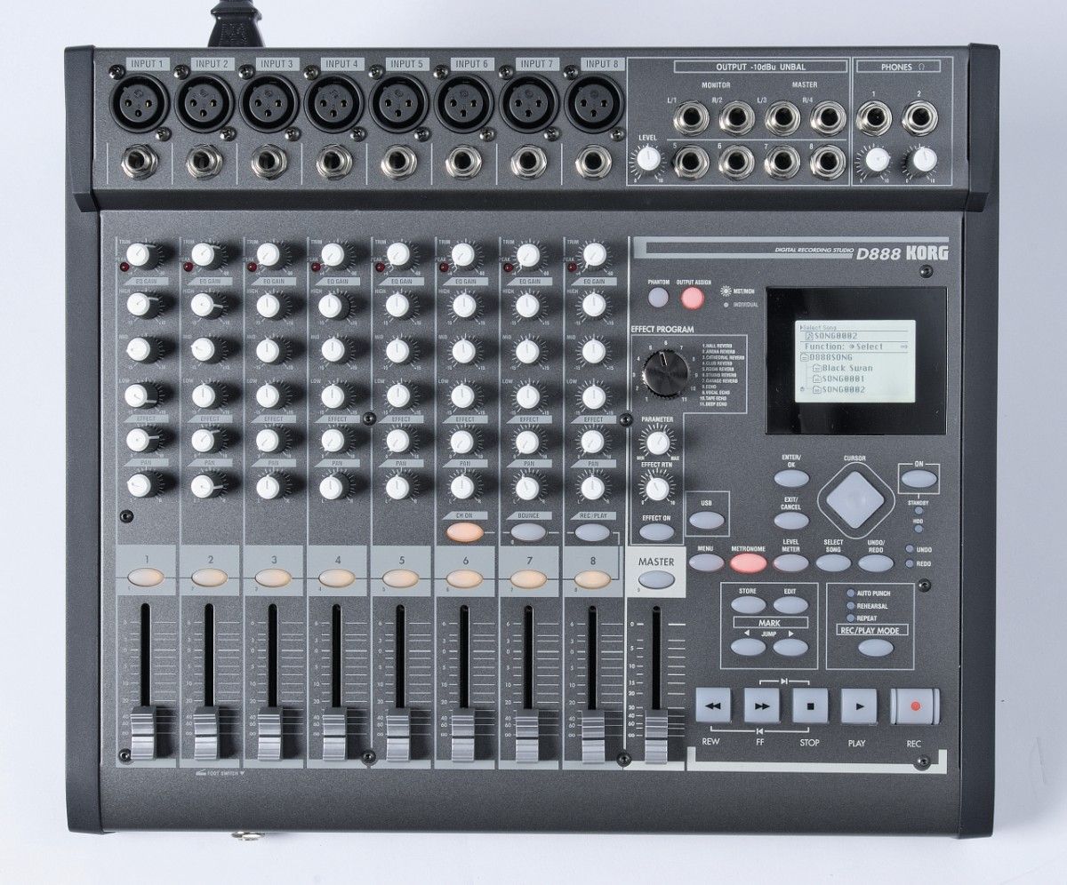 The D888 is tailor-made for anyone who likes to record gigs