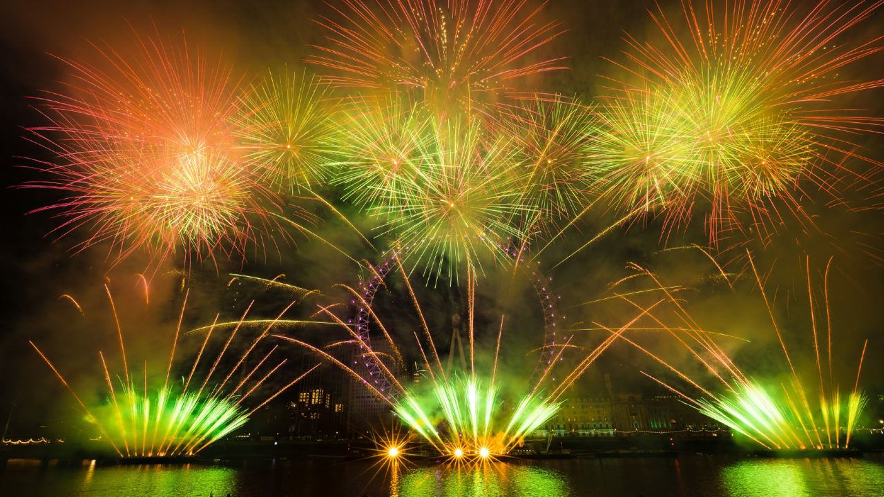 Fireworks light up the sky above the London Eye 