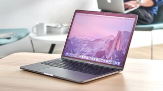 13-tums MacBook Pro