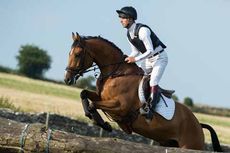 AIROWEAR_HARRY_MEADE_180713-184.jpg