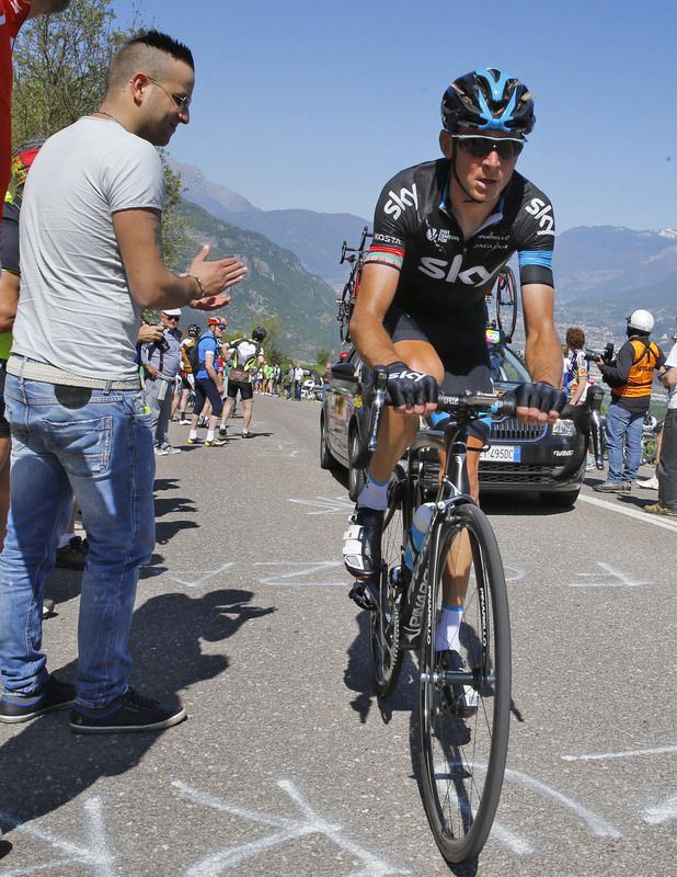 Kanstantsin Sivtsov (Team Sky) set a high tempo to set up the win today