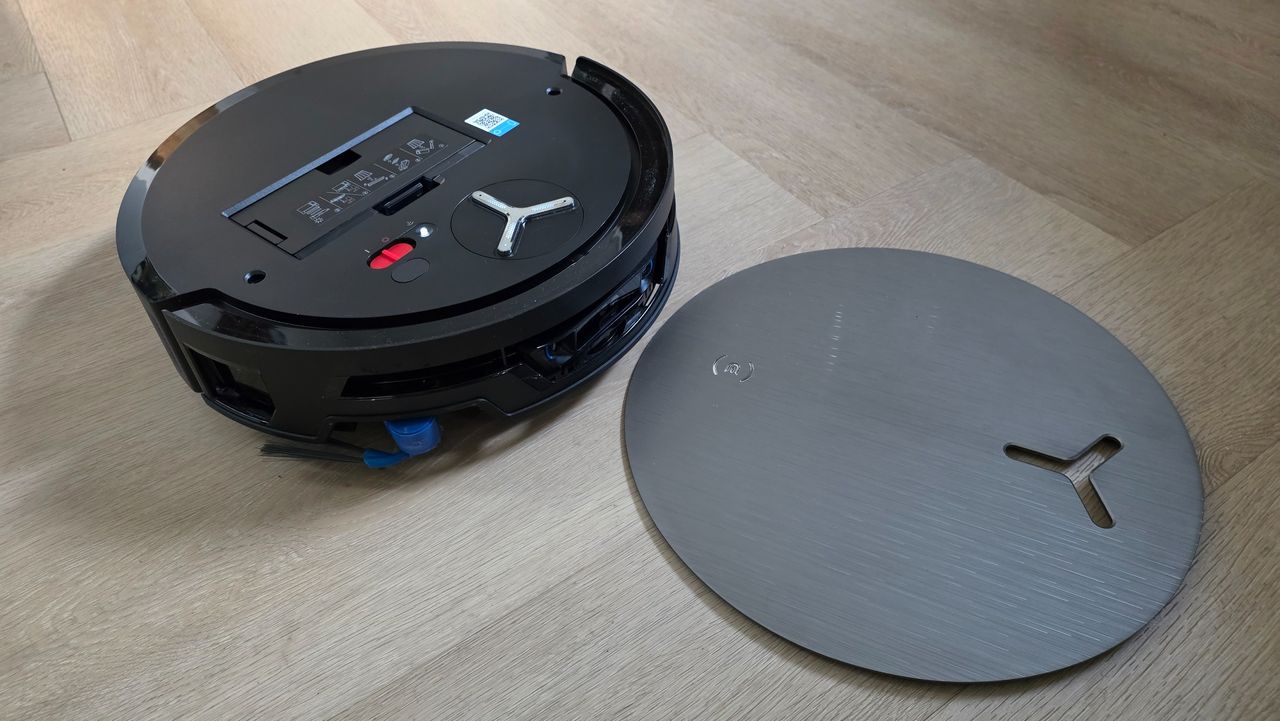 ECOVACS DEEBOT X12S OmniCyclone
