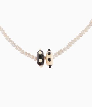 Pearl necklace with two glass beads