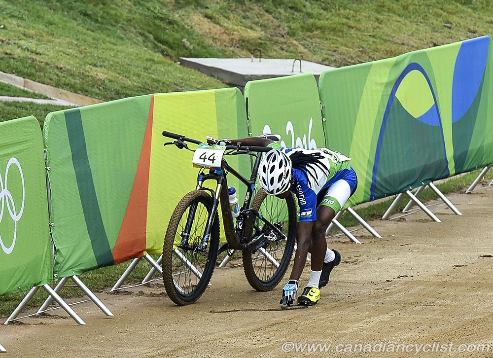 Bad luck to break a chain on the start loop - Phetetso Monese (Lesotho)