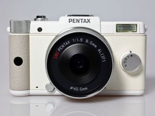 Pentax Q