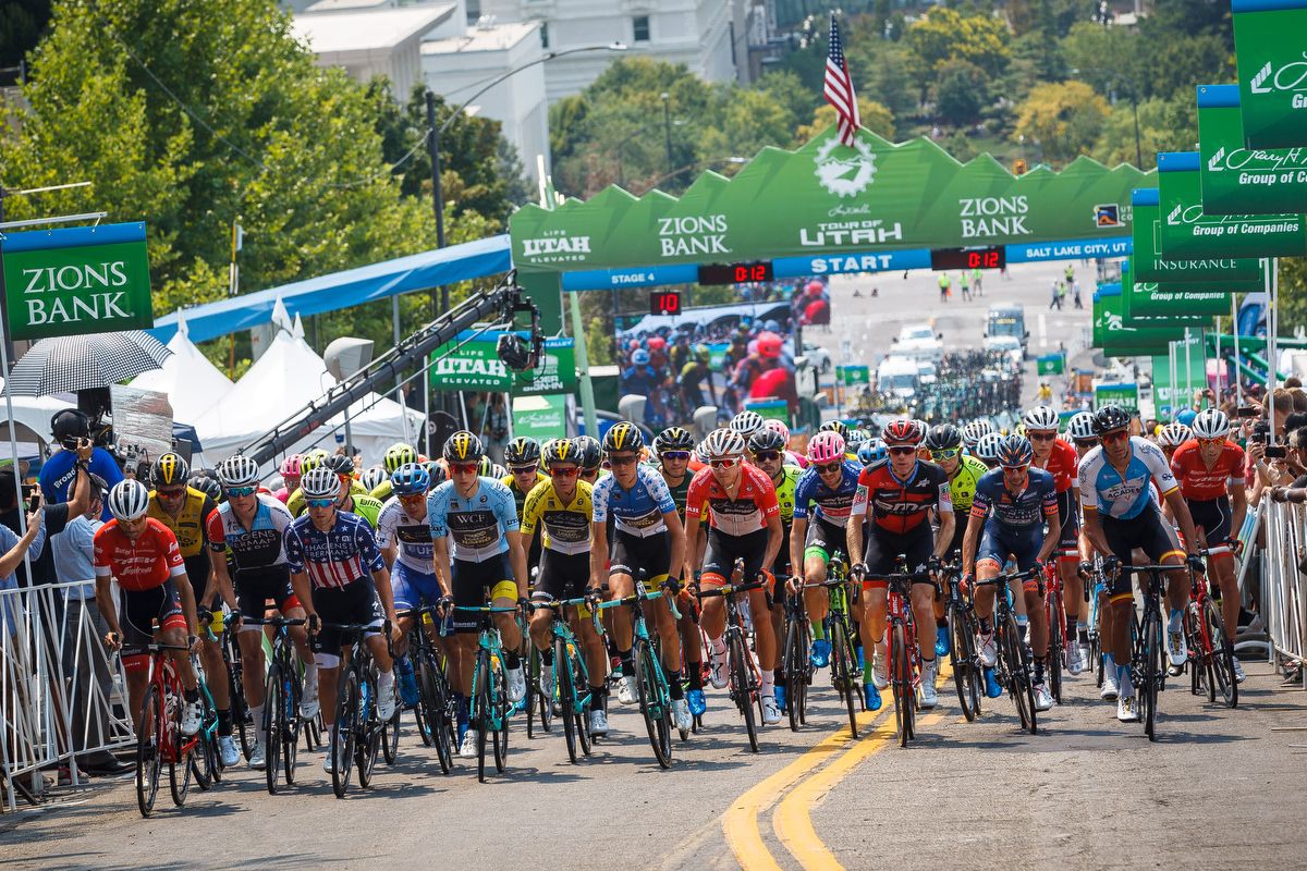 The peloton passes through the start/finish durin the Salt Lake City stage at the Tour of Utah