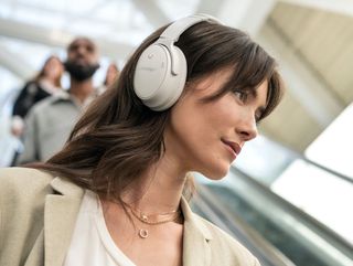 Bose QuietComfort 45 headphones on sale for $80 on