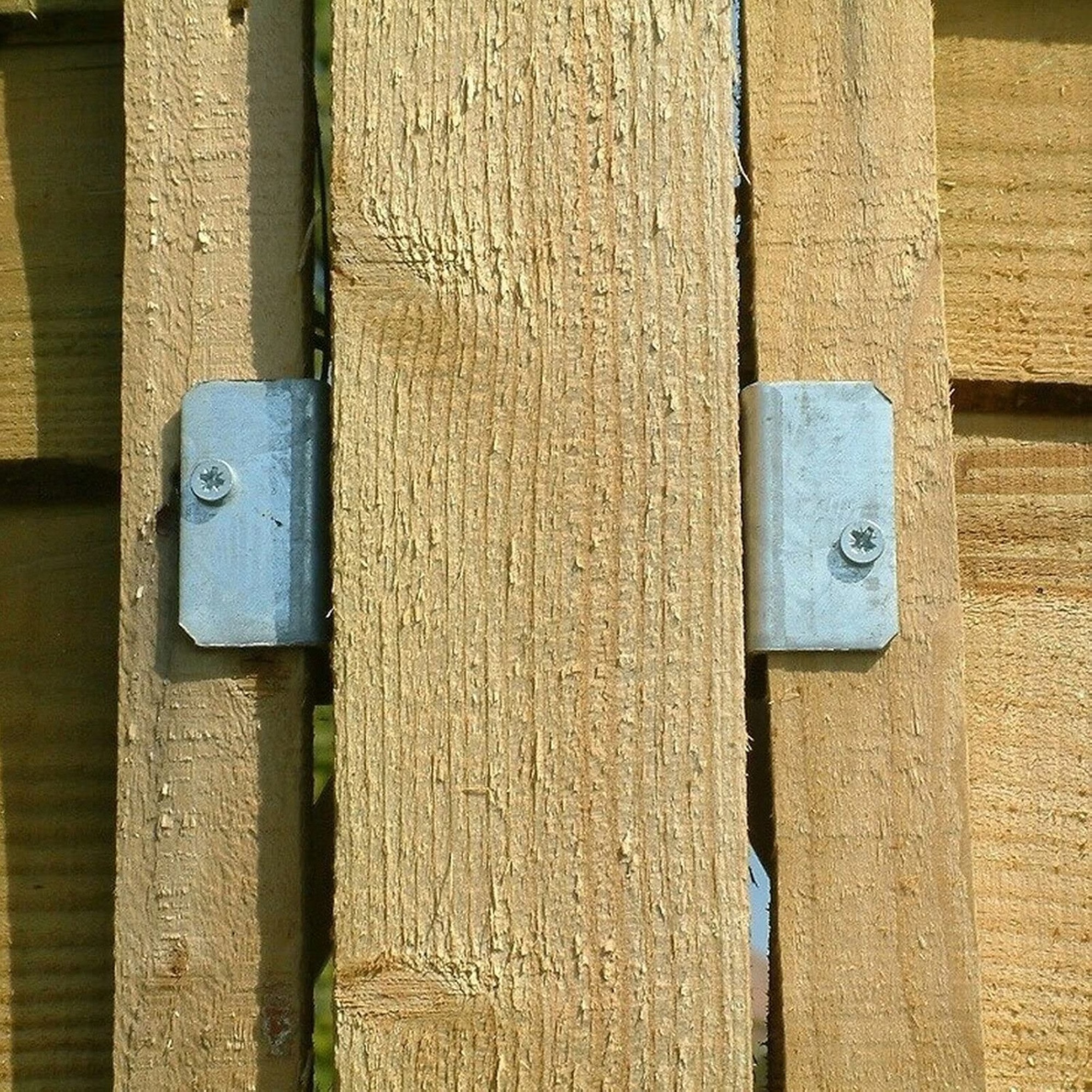 Swiftpost Store , Fence Panel Clips Pack of 20, Galvanised