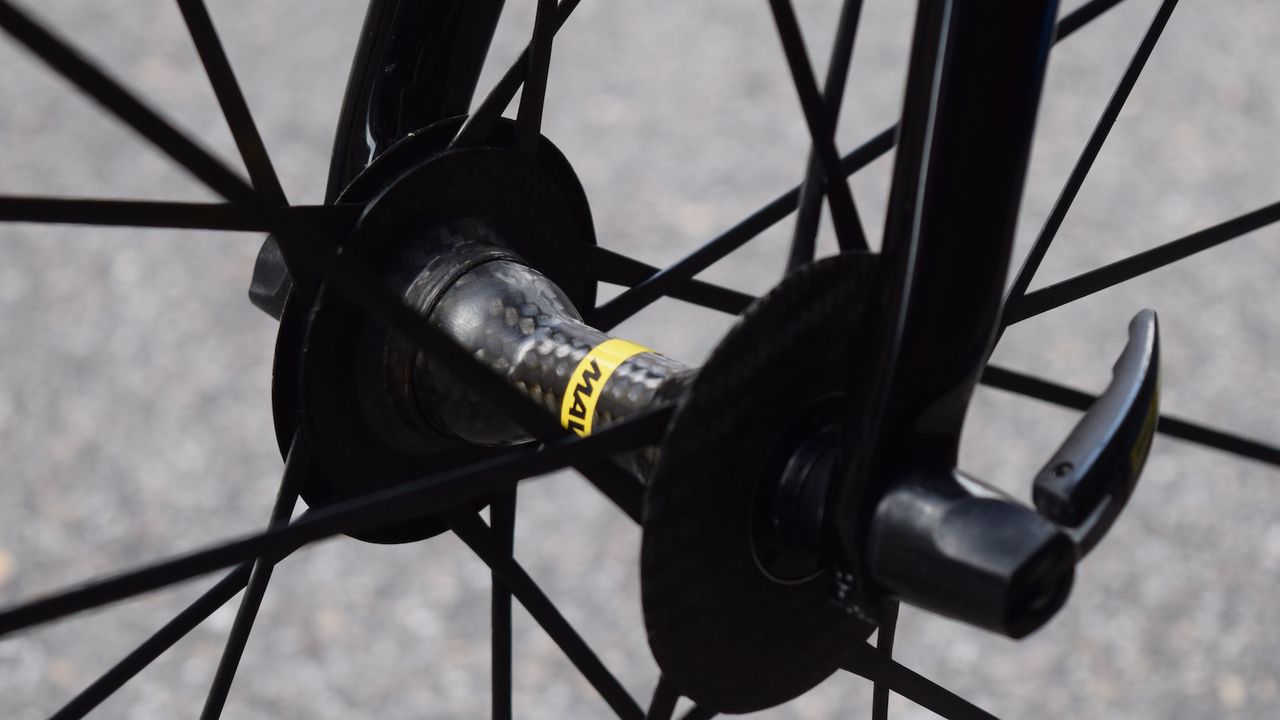A close look at the front hub of the Mavic Cosmic wheels