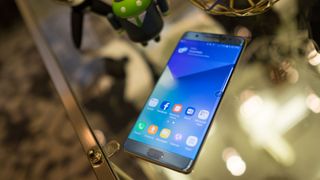 "Samsung issues Note 7 software update to extinguish battery problems