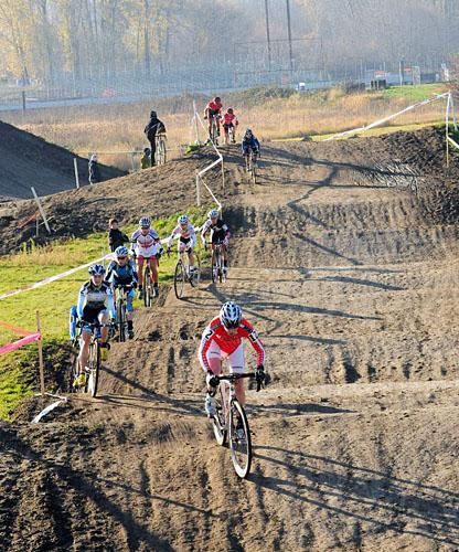 Alison Sydor (Team Maxxis-Rocky Mountain) leading the field on the motocross course.