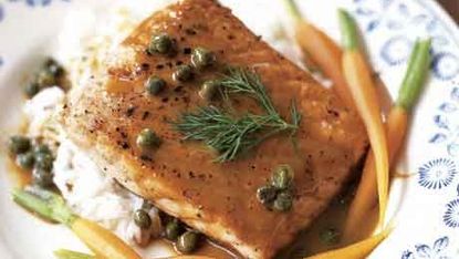 Salmon with capers and a sauce