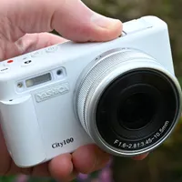 Yashica City 100