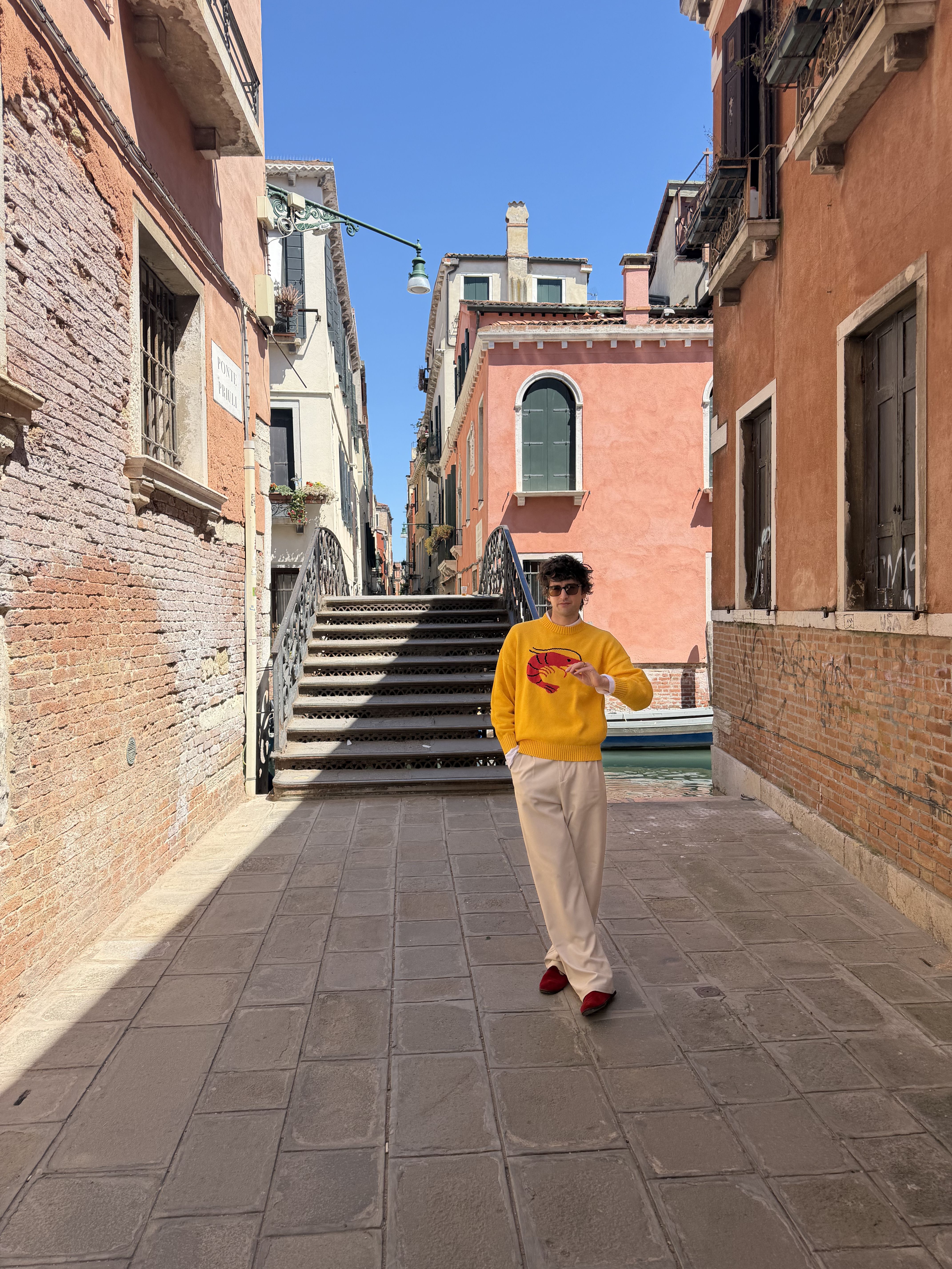 An image of @maximilianhurd in Venice.