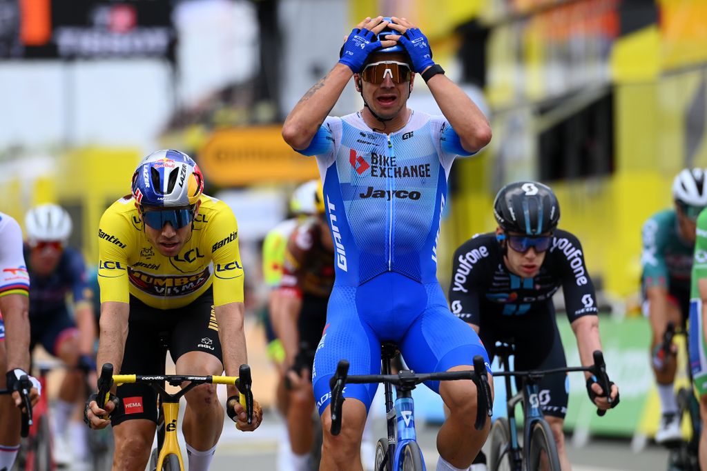 Dylan Groenewegen triumphs in bunch sprint on Tour de France stage ...