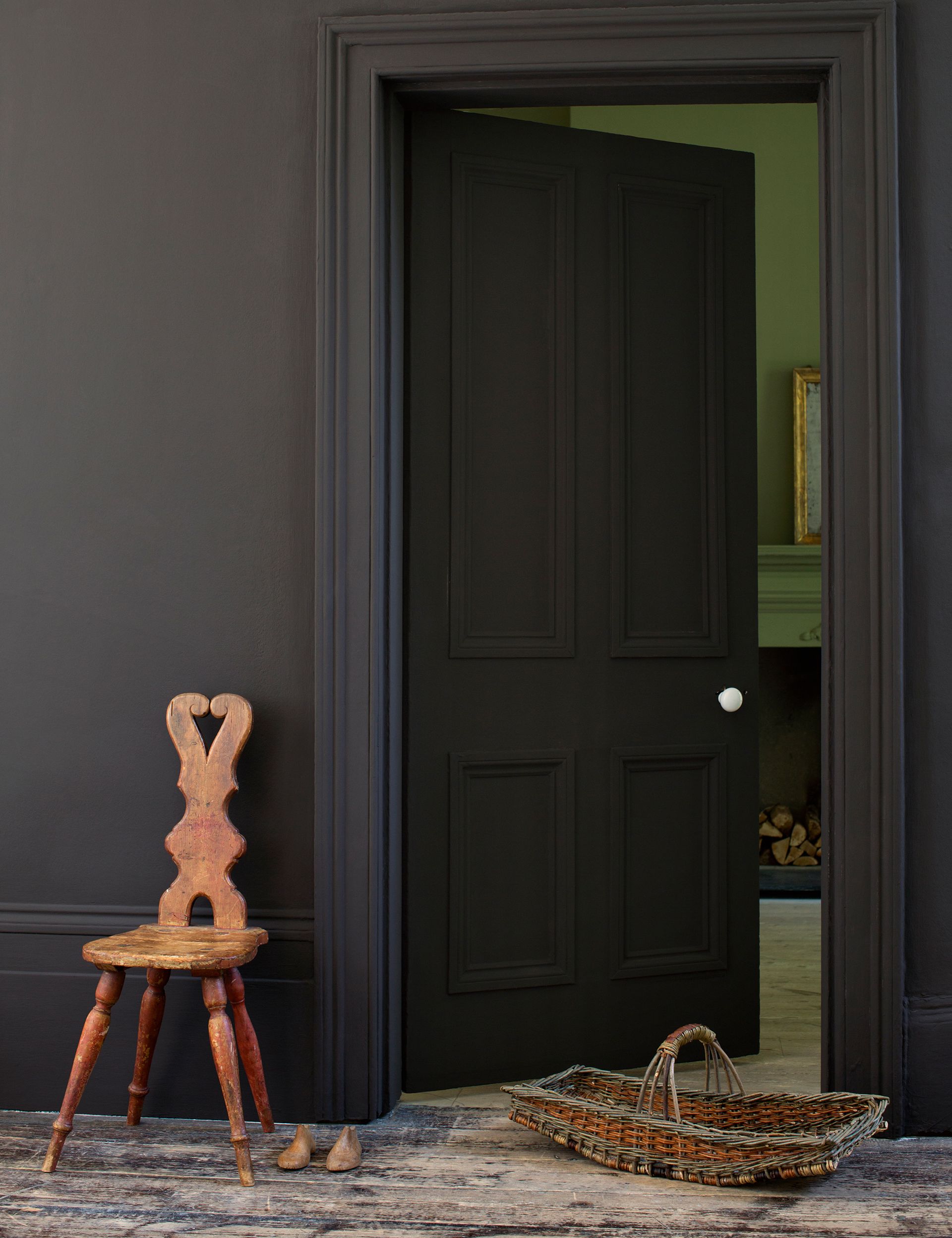 Brown painted entryway