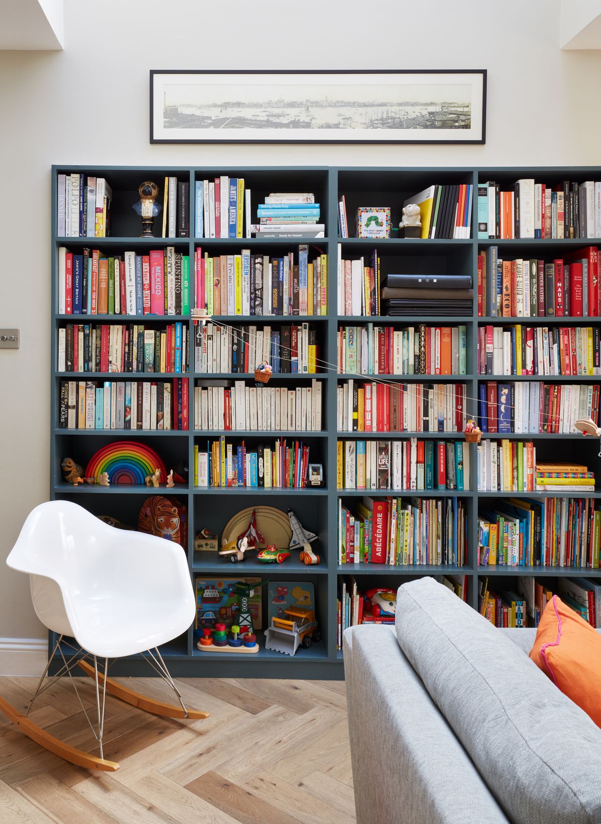 How to create a bookshelf wall | Real Homes