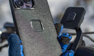 Peak Design's Everyday Case & Out Front Mount