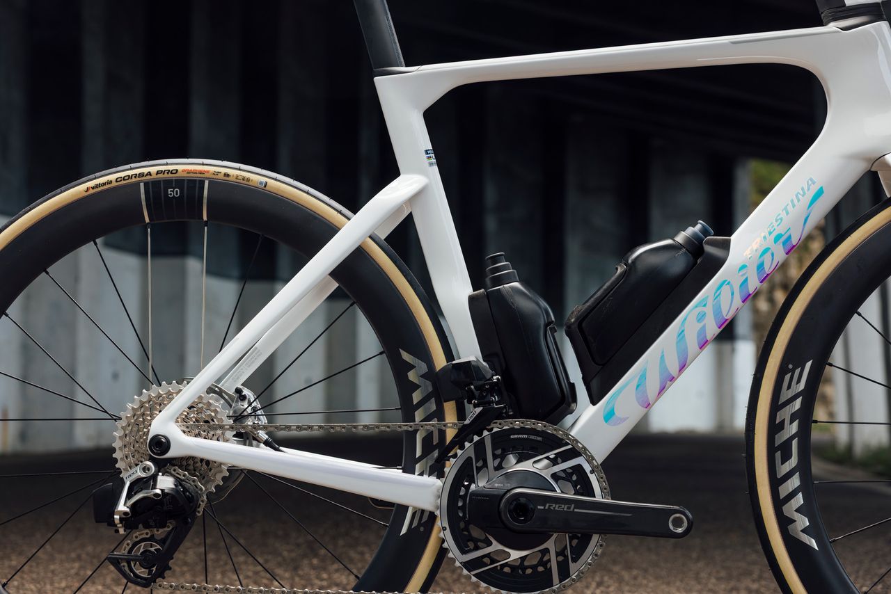 A Wilier Filante SLR ID2 bike