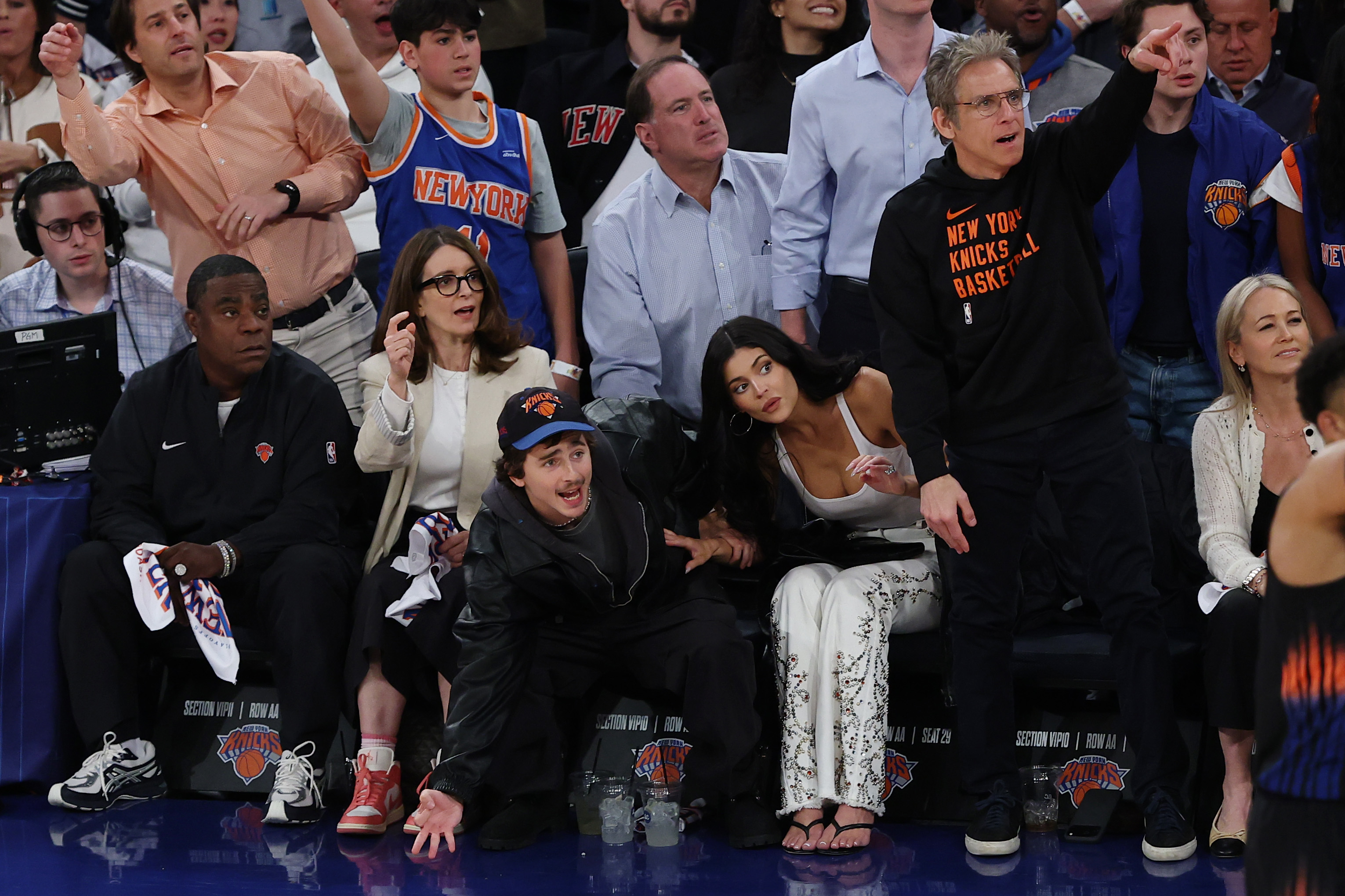 Kylie Jenner joined Timoth&amp;eacute;e Chalamet at another Knicks basketball game in white bedazzled jeans and the heeled flip-flops trend