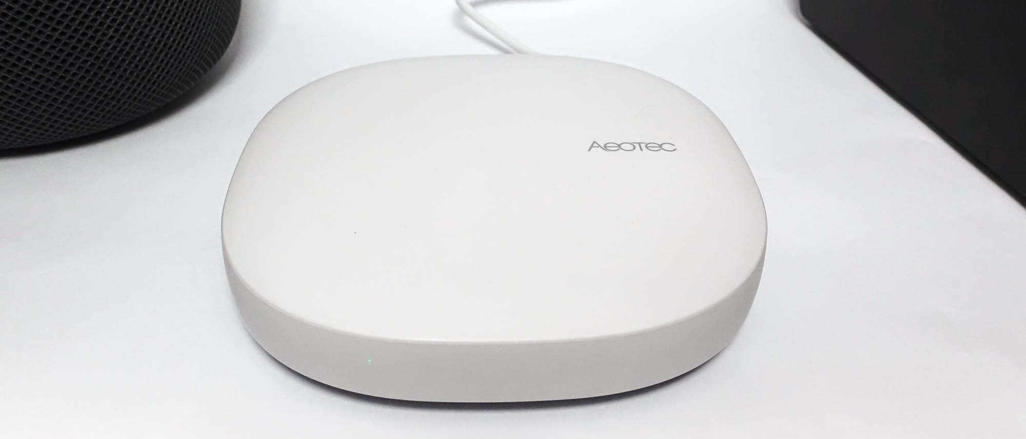 Front view of Aeotec Smart Home Hub