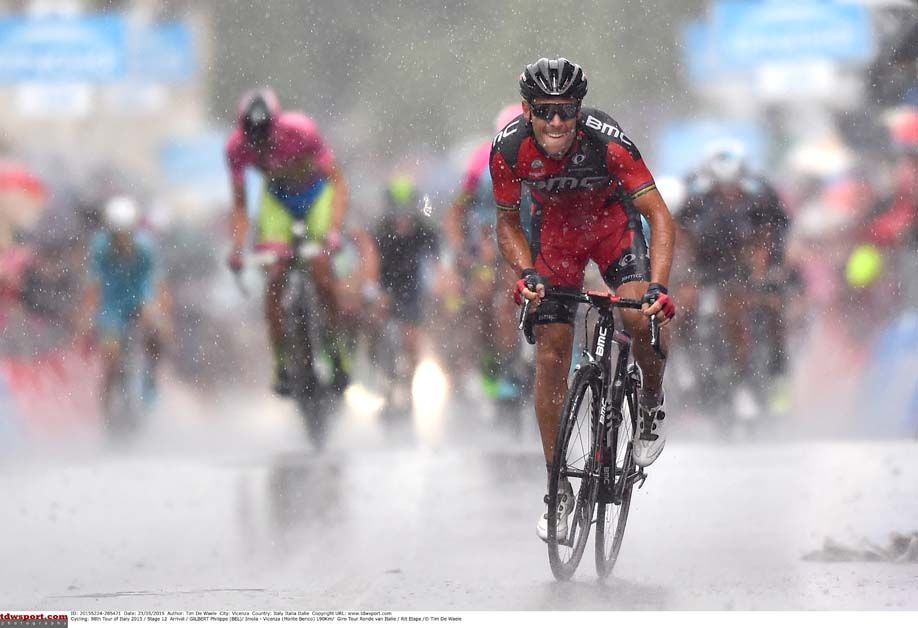 Philippe Gilbert wins a rain-soaked stage 12 of the Giro d'Italia