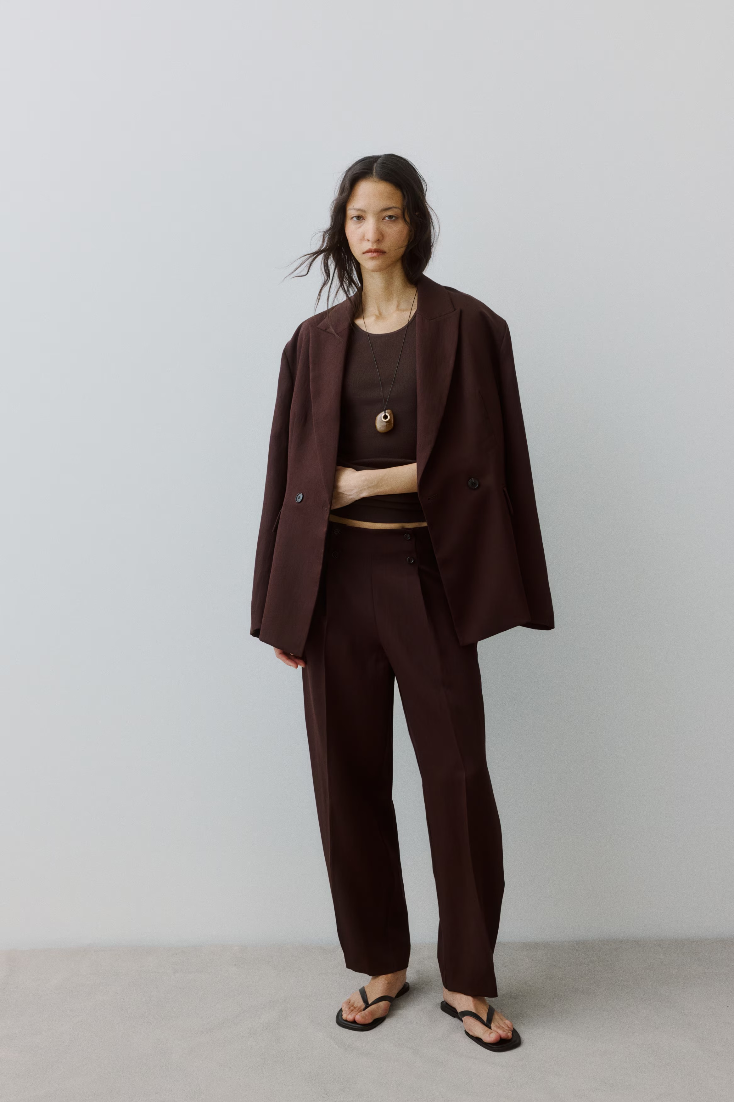 H&amp;amp;M, Button-Detail Barrel Trousers